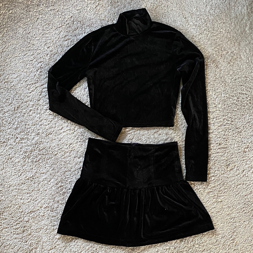 Forever 21 velvet outfit